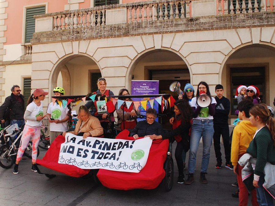 Salvem l’Avinguda de la Pineda
