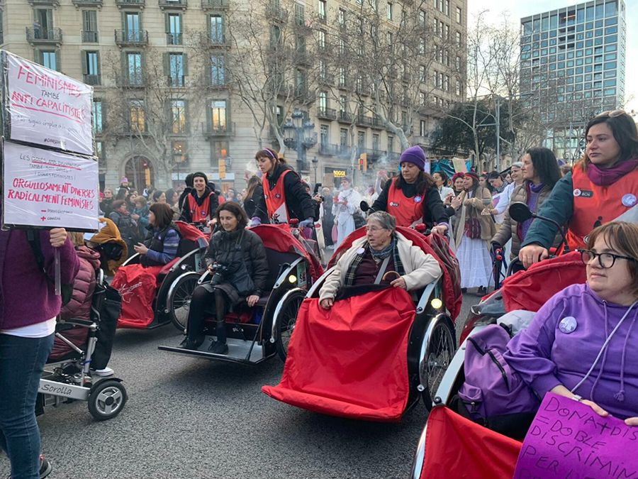 EBSEBarcelona va sumar-se a la manifestació del 8M