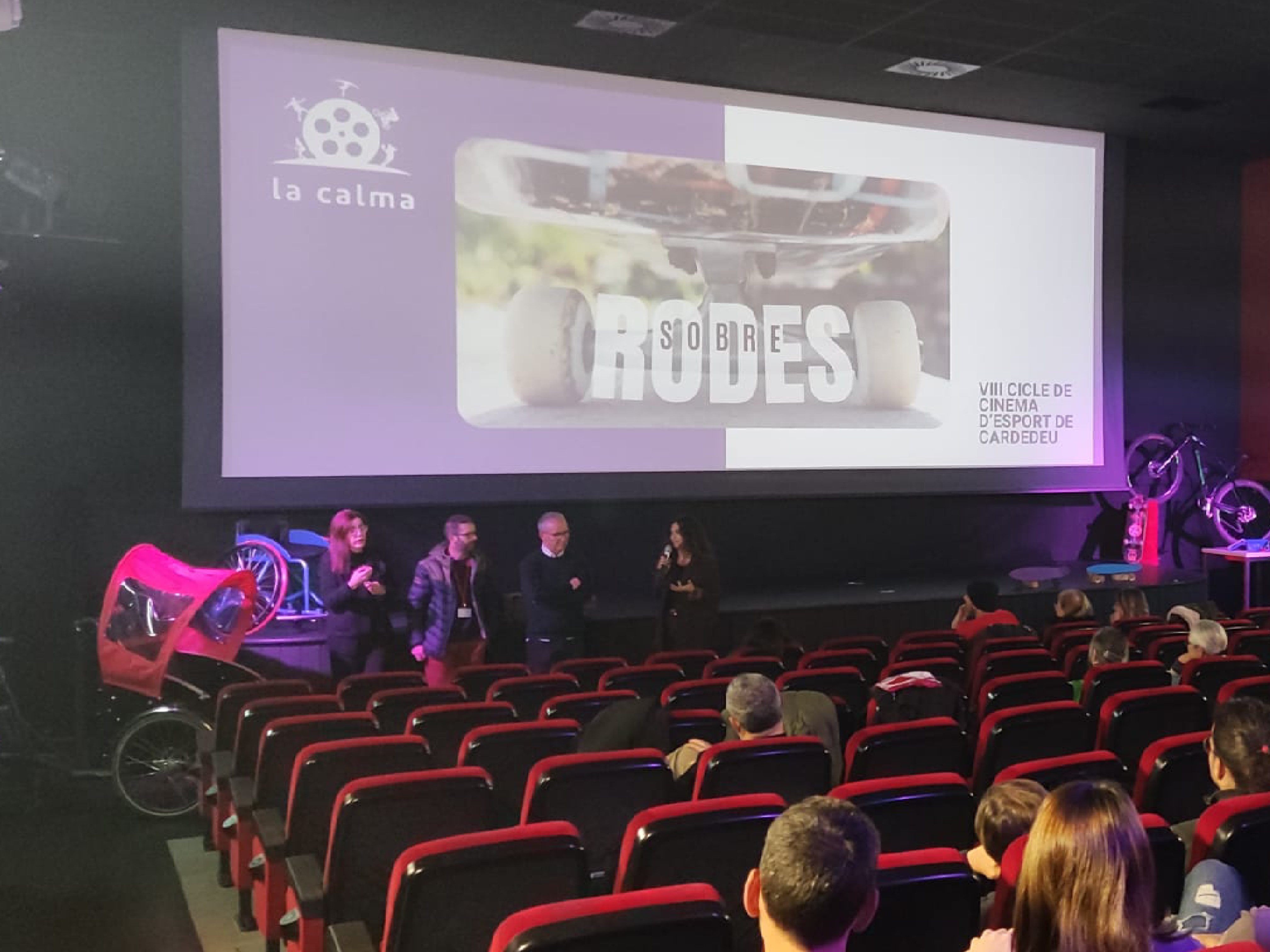 #EBSECardedeu triomfa amb la projecció de la pel·lícula “Cycling Without Age” en el cicle de cinema  LA CALMA